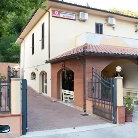 Magrini Della Hotel 2*