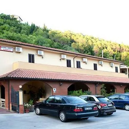 Hotel Magrini Della 2*