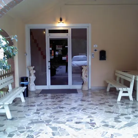 Magrini Della 2* Genga (Ancona)