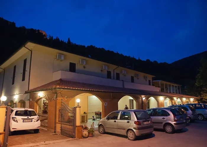 Magrini Della 2* Genga (Ancona)