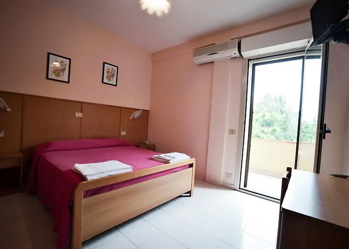 Magrini Della 2* Genga (Ancona)